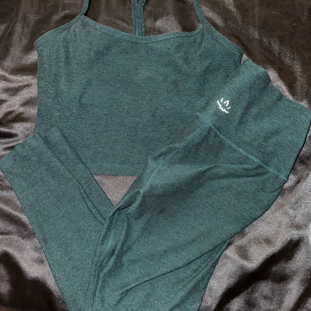 Green Spruce Beyond Yoga Set